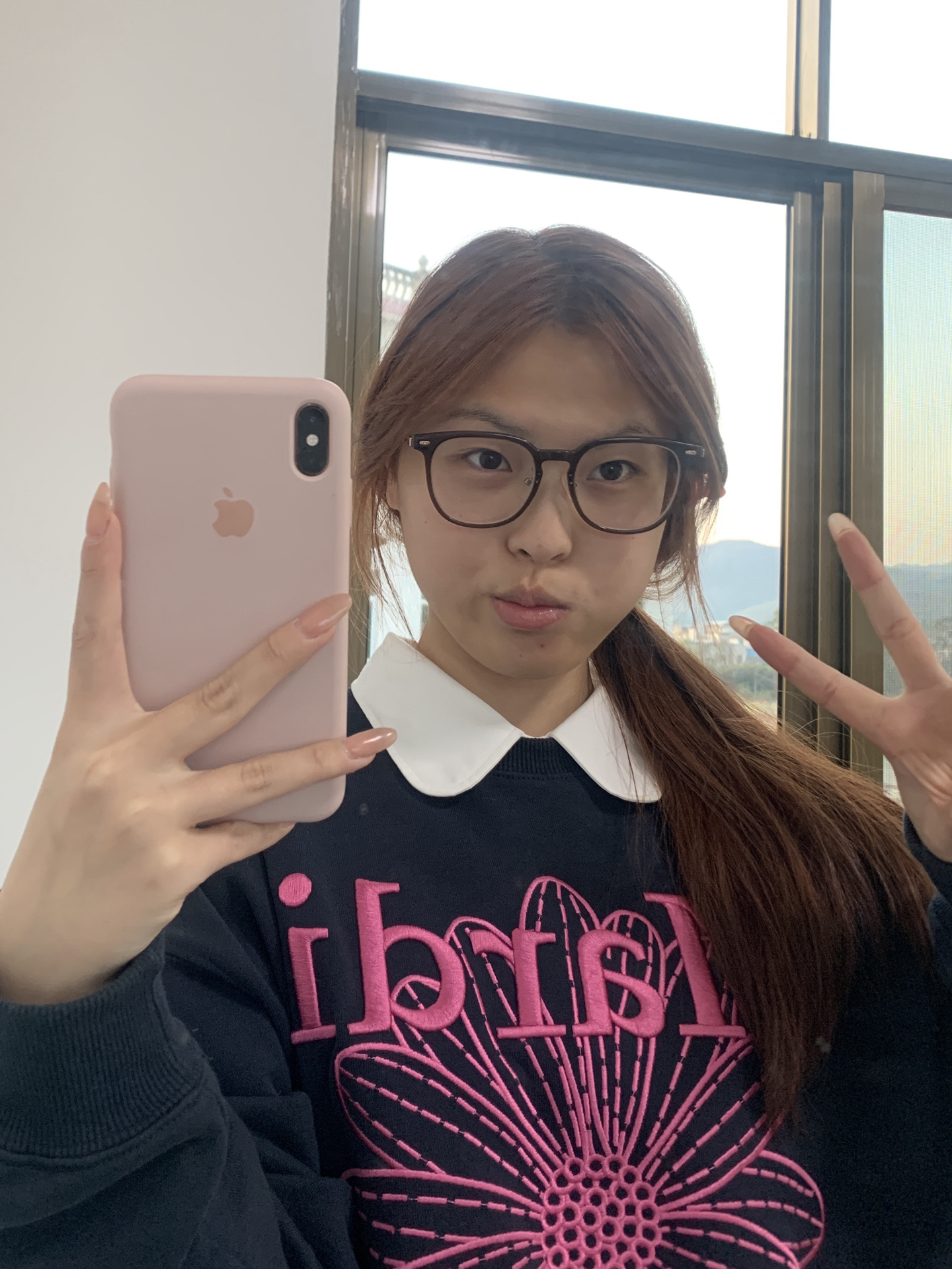 素颜自拍安卓版苹果版(素颜美颜相机app最新版下载)-第3张图片-有道翻译官网 素颜自拍安卓版苹果版(素颜美颜相机app最新版下载)-第3张图片-有道翻译官网